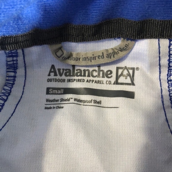 Avalanche Rain Jacket Size Small EUC - Picture 9 of 13